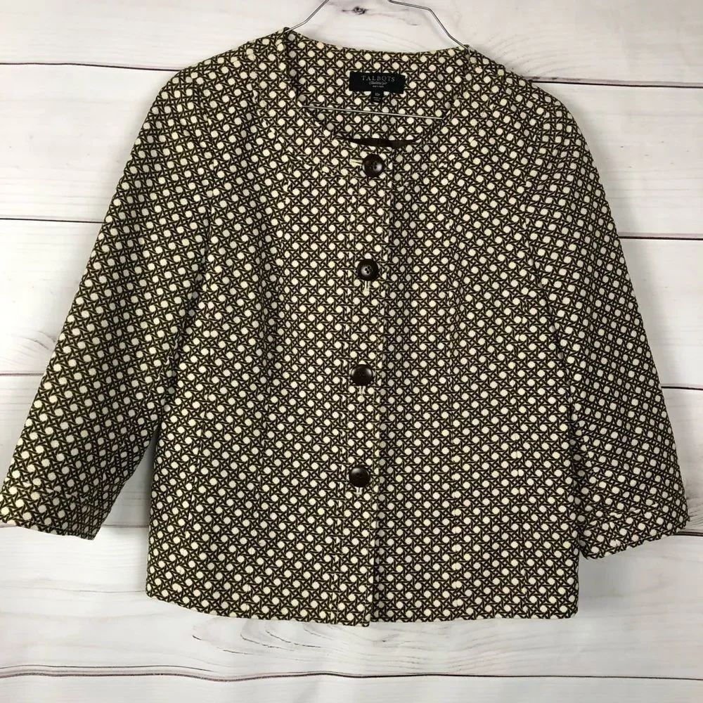 Talbots button front jacket size 10 Petite cream Brown